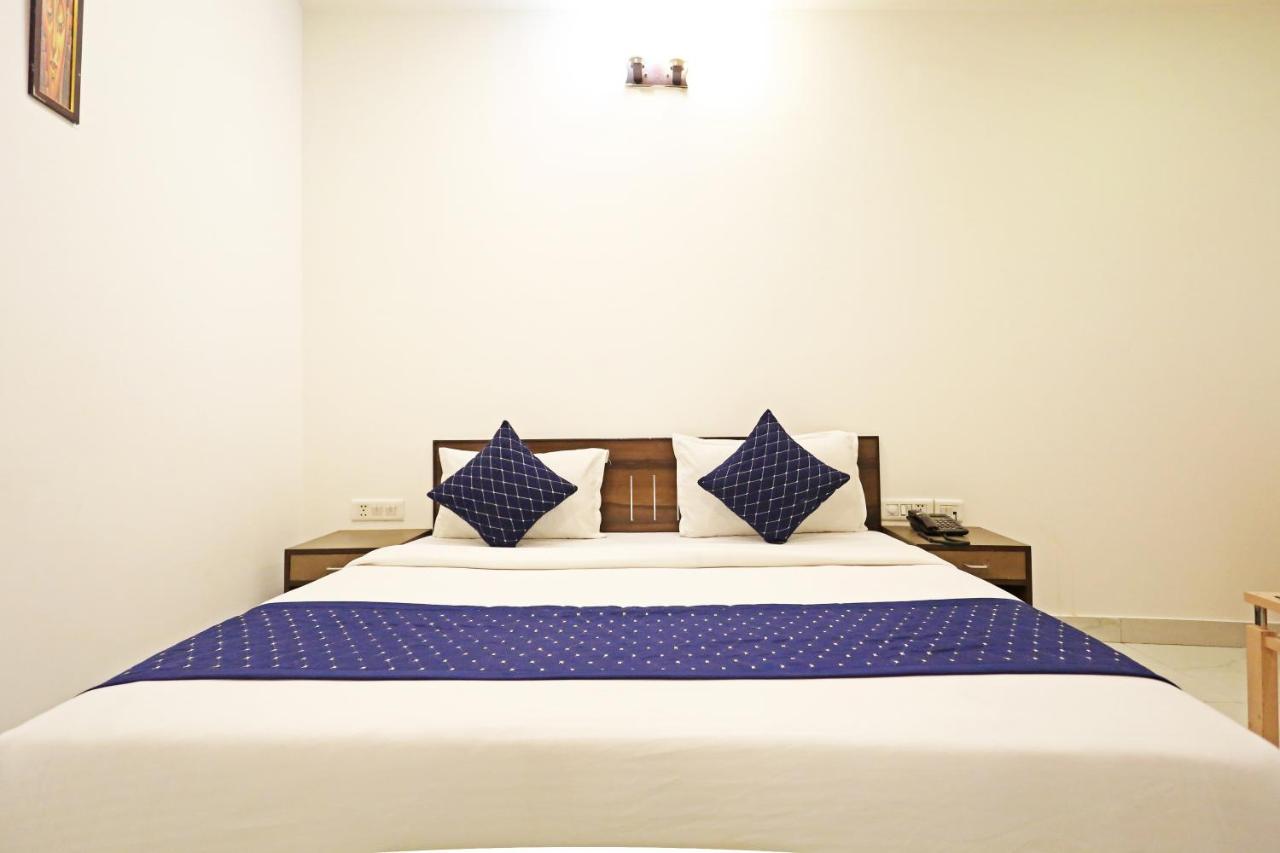 Hotel Ambrosia - A Boutique Hotel 新德里 外观 照片