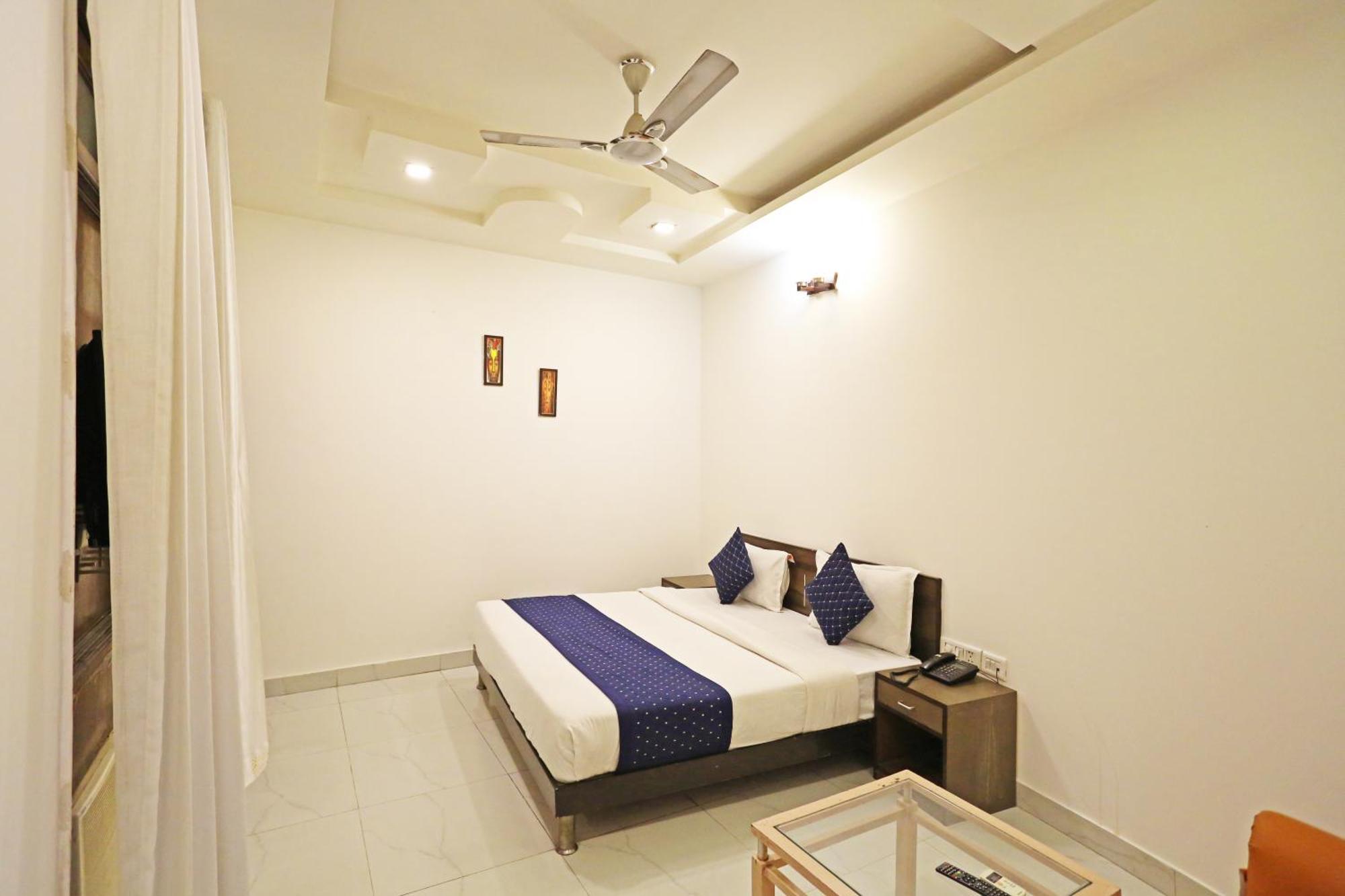 Hotel Ambrosia - A Boutique Hotel 新德里 外观 照片
